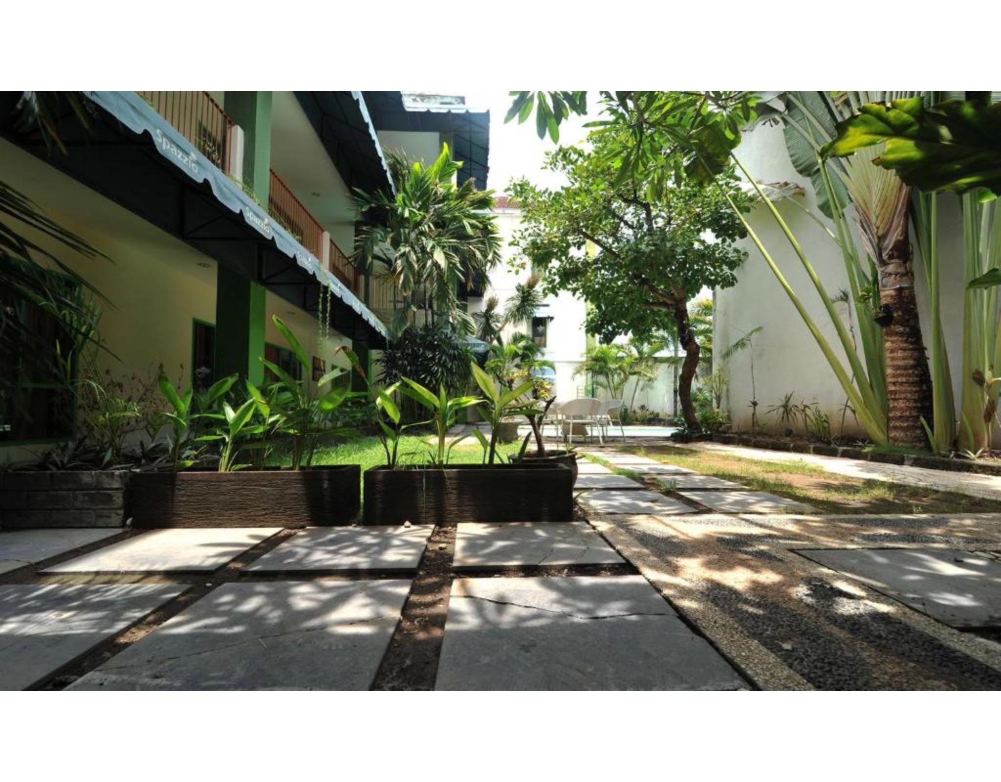 Spazzio Bali Hotel Кута Экстерьер фото