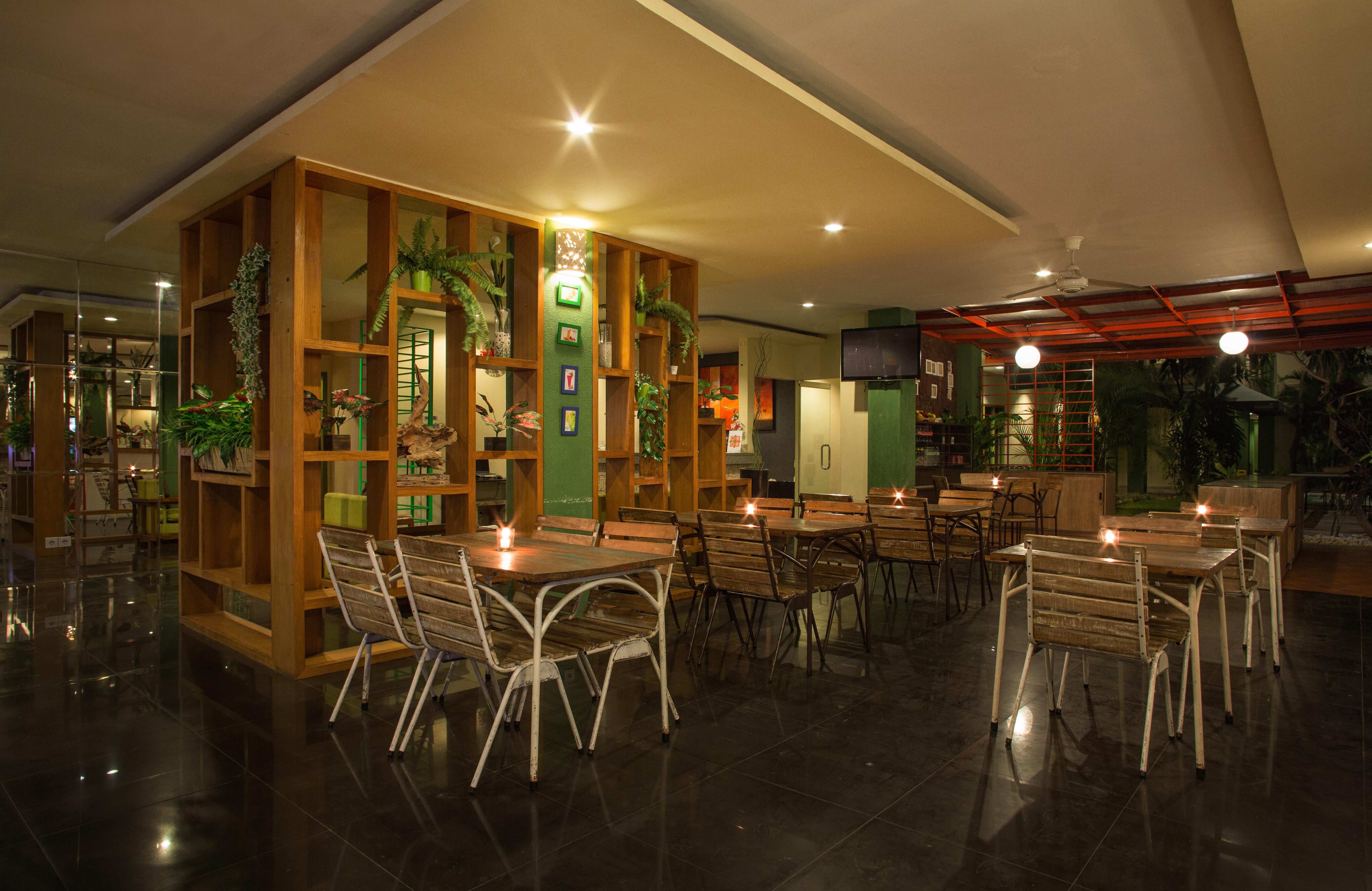 Spazzio Bali Hotel Кута Экстерьер фото
