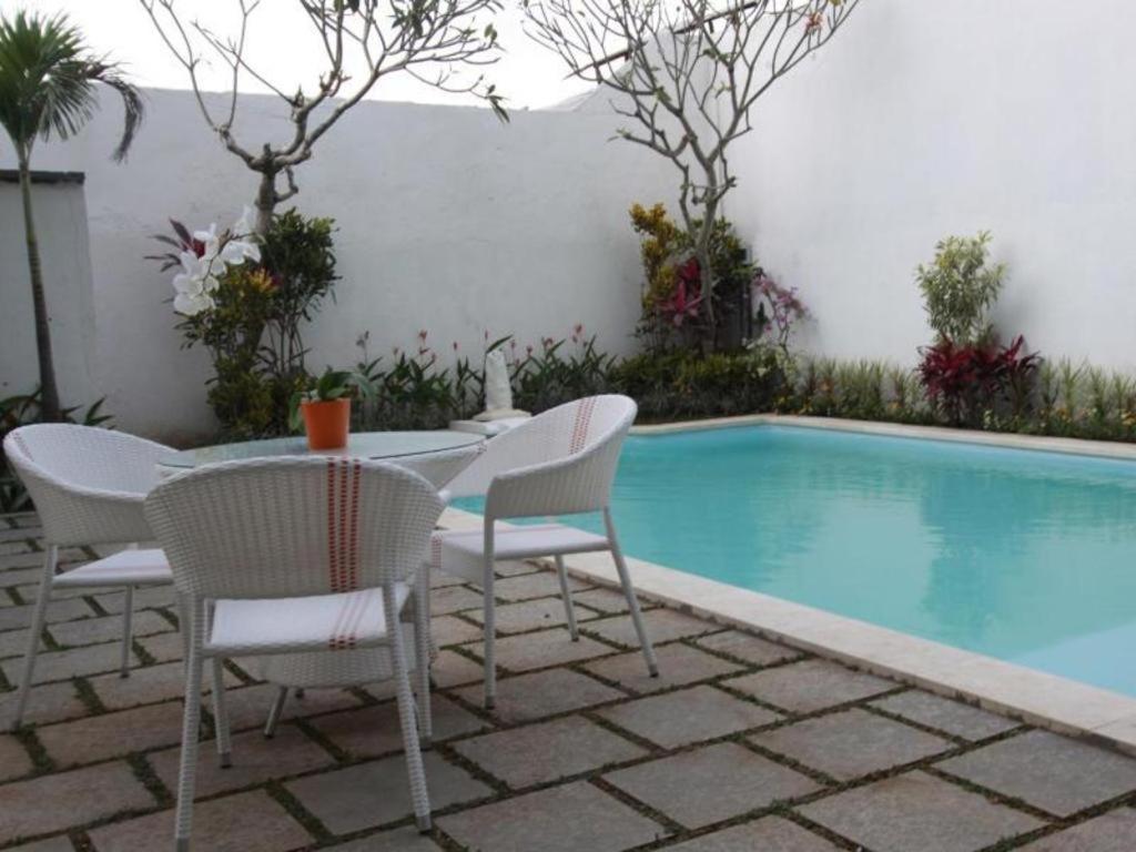 Spazzio Bali Hotel Кута Экстерьер фото