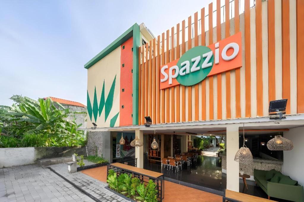 Spazzio Bali Hotel Кута Экстерьер фото