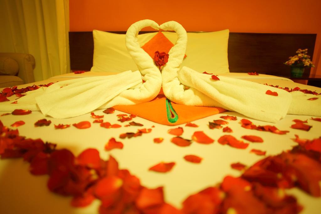 Spazzio Bali Hotel Кута Экстерьер фото